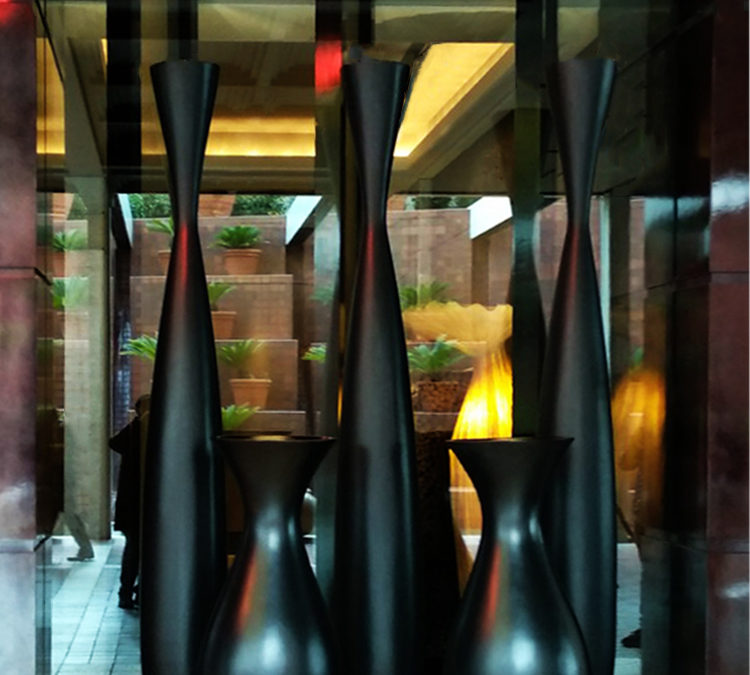 proyectos de decoración para hoteles jarrones Hotel Arts Barcelona