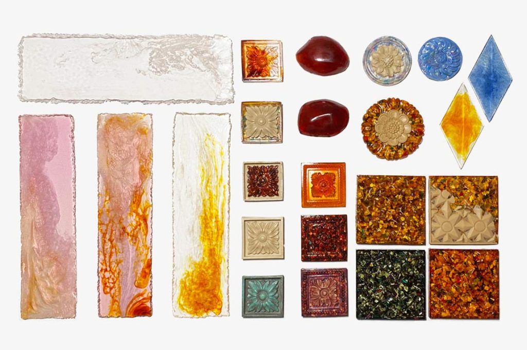 muestras zywica resina con plástico reciclado para decoración