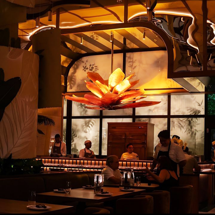 Lámpara restaurante Makoto