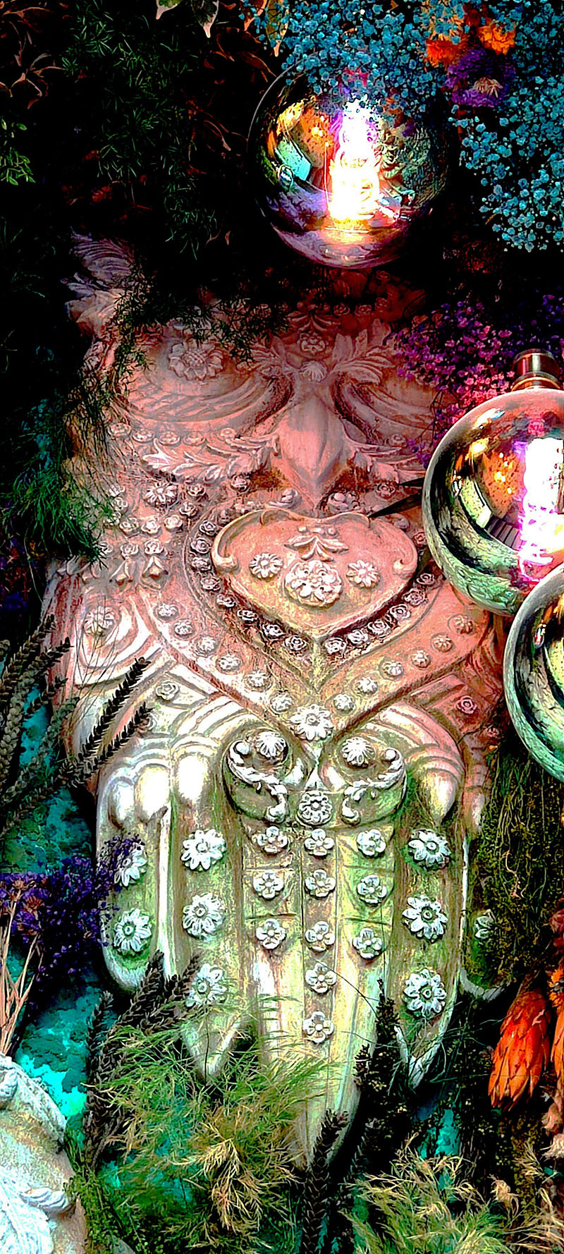 Zywica Owl Sculpture