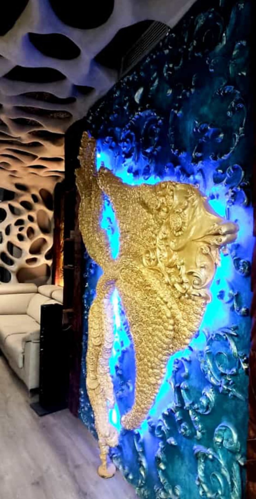 Animalarium Fish Sculpture